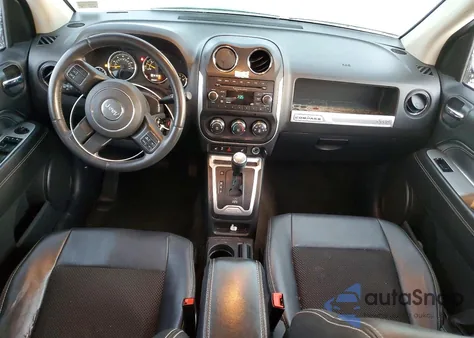 2014 Jeep Compass Latitude z USA, uszkodzony, nr VIN 1C4NJDEB0ED884882